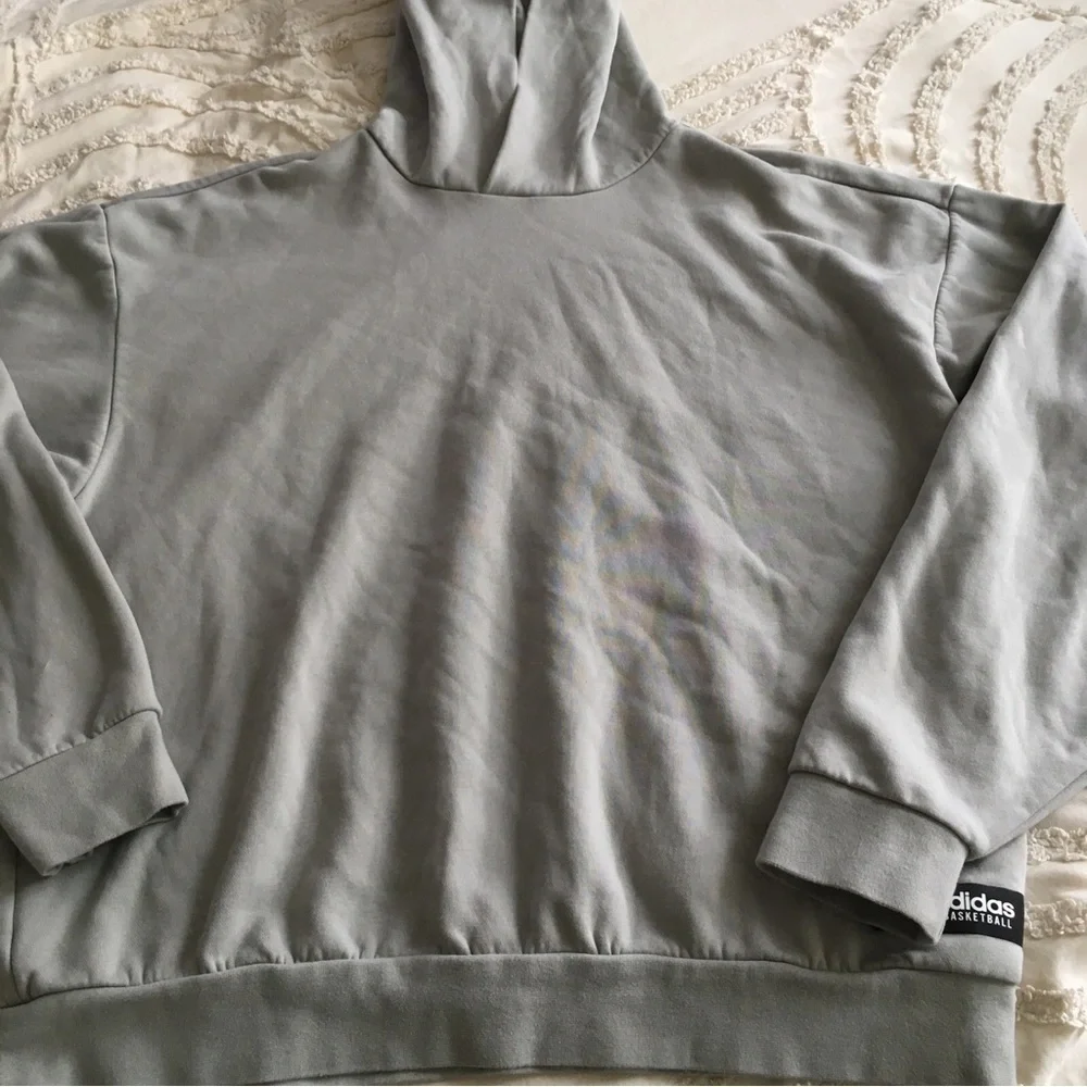 Adidas Men's Light Gray Pullover Hoodie